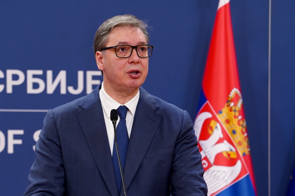 VUČIĆ SE OBRATIO OMLADINI: Dođite da radite za svoju zemlju zajedno sa nama (VIDEO)