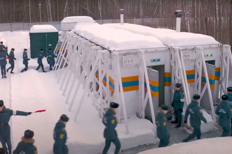 NE MOŽE IM NIKO NIŠTA! Rusi pokrenuli masovnu proizvodnju praktično neuništivih MOBILNIH NUKLEARNIH SKLONIŠTA (FOTO/VIDEO)