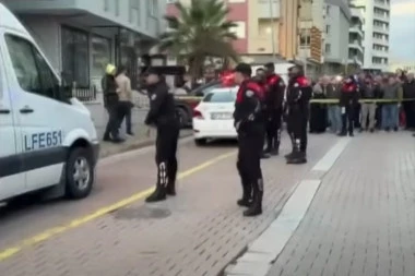 UPALI MU U KUĆU U ZORU: Policija uhapsila načelnika opštine