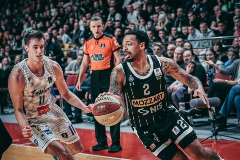 CRNO-BELI DOMINIRAJU U LAKTAŠIMA: Partizan bacio Igokeu na kolena!