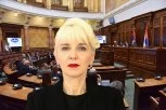 GOVORI 4 JEZIKA, BILA JE STUDENT GENERACIJE! Ovo su SVI DETALJI iz biografije Jagode Lazarević!