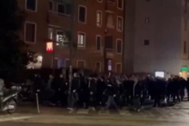 DELIJE MARŠIRALE KROZ MILANO! U KORTEU STIGLE NA SAN SIRO: Ljubav prema Zvezdi jača od svih zabrana (VIDEO)