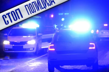 DRAMA U PETROVCU NA MLAVI! Žena pokušala da uništi parkirani džip, pa nasrnula na policiju! (VIDEO)