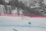 JEZIVO! Francuski sportista doživeo tešku povredu na ski stazi! Ostao bez dva zuba! (VIDEO)