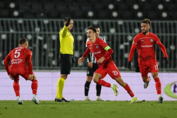 SUMORNO VEČE U HUMSKOJ: Partizan pred praznim stadionom prosuo još bodova