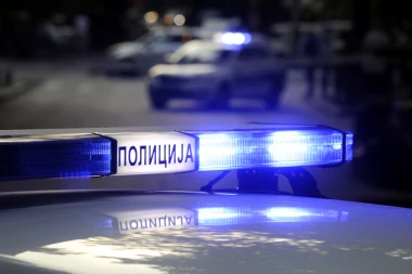 GLAVOM UDARIO POLICAJCA I POVREDIO GA! Uhapšen u Ćupriji, bio pod dejstvom droge i alkohola