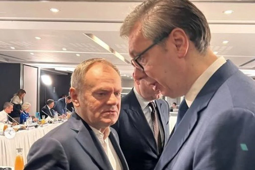 VUČIĆ SE ZAHVALIO! Važan susret koji predstavlja KORAK KA STABILIZACIJI i povezivanju sa EU! (FOTO)