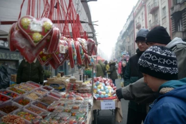 DEČJA GRAJA, MUZIKA, BALONI I KLOVNOVSKI NOSEVI! Otvorena Ulica otvorenog srca u Beogradu! (FOTO, VIDEO)