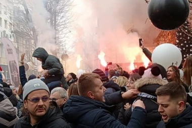 PORODIČNA TRADICIJA! Navijači Partizana uživali na Dorćolu, ZA NAJMLAĐE SPECIJALAN PROGRAM (FOTO GALERIJA)