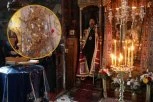 JEDAN DETALJ SA SVETE GORE NIKOM NIJE PROMAKAO: Hilandarski monasi ovim gestom istakli srpsku tradiciju (VIDEO)