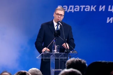 RODITELJI BLAŽIĆEVIH ŽRTAVA U JAGODINI, DOŠLI DA PODRŽE PREDSEDNIKA! Vučić: "Oni su naša braća..."!