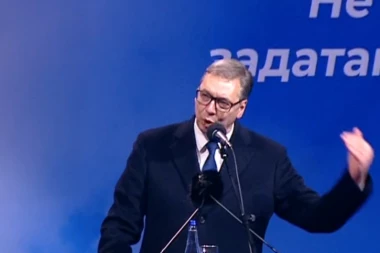 "DECA MORAJU U ŠKOLU, UVEK SPREMAN ZA RAZGOVORE SA STUDENTIMA"! Vučić: "Želim da mi kažu šta nismo ispunili, ISPUNIĆEMO I TO"!