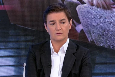 "I OPOZICIJA I PROGLAS ĆE SE, NA KRAJU, OGRADITI OD STUDENATA"! Ana Brnabić: I poljoprivrednici u protestu su tako postali Vučićevi poljoprivrednici!