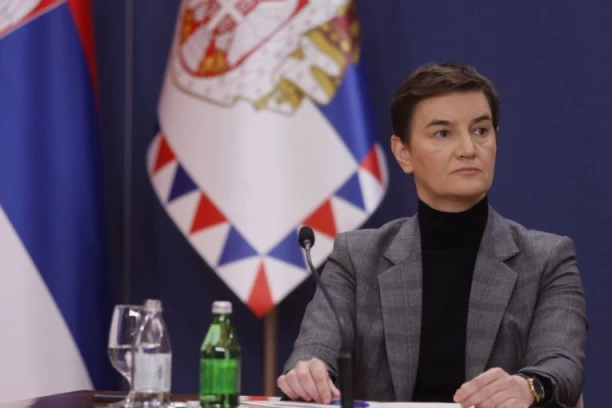 "OVO NEĆE PROĆI, MI SMO ZAUVEK JEDNO!" Brnabić se oglasila nakon INCIDENTA posle mitinga u Sremskoj Mitrovici!