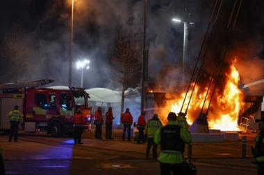 DRAMATIČNA SITUACIJA! Požar na stadionu Mančester sitija pred meč Lige šampiona  (VIDEO)