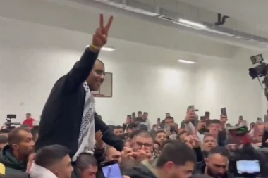 "MOJ ŽIVOT JE BEZVREDAN BEZ SLOBODE" Palestinci na Zapadnoj obali dočekali svog nacionalnog heroja (VIDEO)