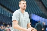 DENVER I JOKIĆ U POHODU KA NOVOJ POBEDI: Nikola elegantno ušetao u halu! (FOTO)