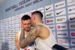 NAVIJAČKO RIVALSTVO NE RUŠI DRUGARSTVO: Jović i Aleksa dokazali da je Srbija jedna velika porodica! (VIDEO)