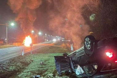 MAJKA I ĆERKA (18) ŽIVE GORELE U PREVRNUTOM AUTOMOBILU: Pijan se zakucao u njihovo vozilo kod Subotice! (FOTO/VIDEO)