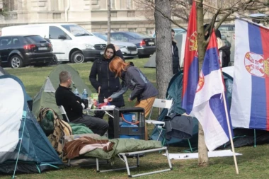 STUDENTI 2.0 DOBIJAJU POJAČANJE! Stižu kolege sa JUGA SRBIJE, Pionirski park pun dobrih ljudi (FOTO)