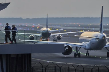 OD SUTRA POČINJE ŠTRAJK NA AERODROMIMA: Ako putujete naoružajte se strpljenjem, OČEKUJE SE OTKAZIVANJE 3.400 LETOVA